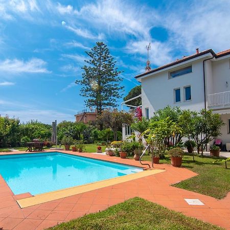 Magnificent Villa Σαν Ρέμο Εξωτερικό φωτογραφία
